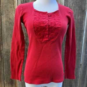 Lucky Brand embroidered front thermal top